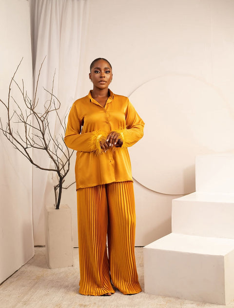 LUSH SILK PLEAT SET