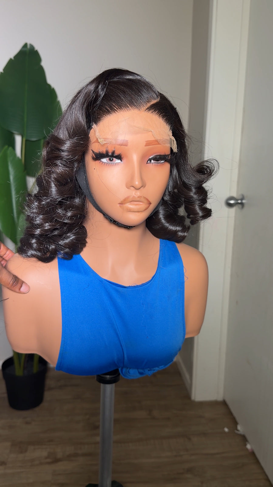Elia Wavy - 12 inches