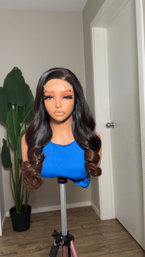 Elia Wavy - 20 inches Brown Tips